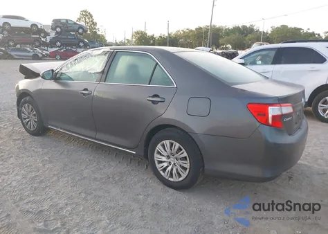 2013 Toyota Camry Le z USA, uszkodzony, nr VIN 4T1BF1FK0DU232887